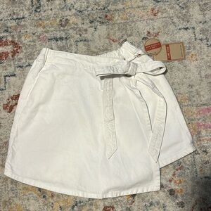 White skort